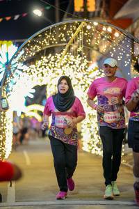 BIB: 18494, 1840
                            <button type="button" onclick="openModal(24741395)" class="btn btn-primary btn-sm float-right btn-popup" data-toggle="modal" data-target=".modal-high-quality">
                        <i class="fas fa-shopping-cart"></i> Add to Cart
                    </button>
                                            <button type="button" onclick="isThisMe(24741395, true)" class="btn btn-success btn-sm float-right btn-popup btn-isme hidden" data-toggle="tooltip" data-placement="bottom" title="นี่คือรูปของคุณใช่ไหม คลิกที่นี่เพื่อเอาเข้าอัลบั้ม">
                        <i class="fas fa-plus"></i> Add to album
                    </button>
                    <button type="button" onclick="isThisMe(24741395, false)" class="btn btn-warning btn-sm float-right btn-popup btn-isnotme hidden">
                        <i class="fas fa-ban"></i> Remove from album
                    </button>